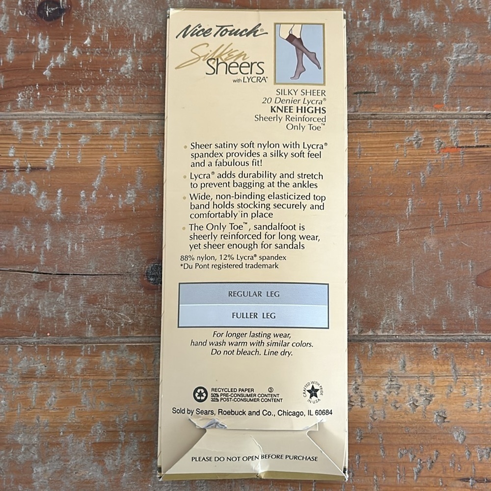 Knee Highs NICE TOUCH Lycra SILKY SHEERS White Regular Vintage Sears Unopened - Picture 4 of 5